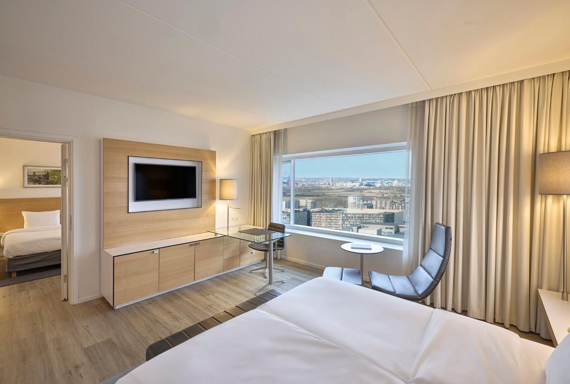 คราวน์ พลาซา โคเปนโฮเกน ทาวเวอร์ Hotel โคเปนเฮเกน ภายนอก รูปภาพ